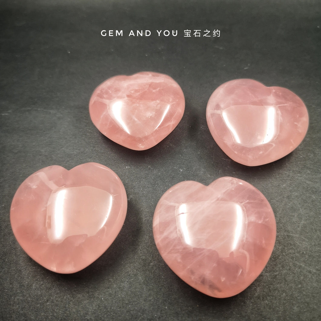 Rose Quartz Carving Heart 45mm*45mm*20mm One Piece