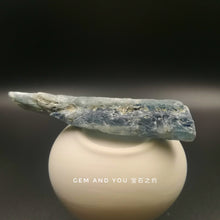 Load image into Gallery viewer, Blue Kyanite Raw 94mm*17mm*15mm