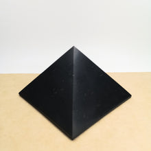 Load image into Gallery viewer, Shungite Pyramid 10cm Carving