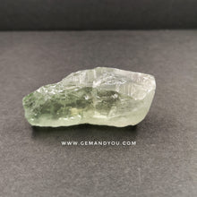 将图片加载到图片库查看器中，绿色紫水晶原片68mm*30mm*20mm