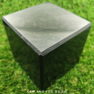 Shungite Cube Polished 80-85mm