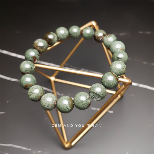 Green Phantom Bracelet 10mm