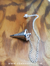 Load image into Gallery viewer, Metal Pendulum