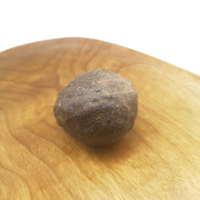 Load image into Gallery viewer, Shaman Stone 45mm