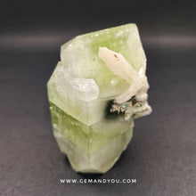 Load image into Gallery viewer, Green Apophylite Raw Specimen 73mm*53mm*50mm