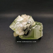 Load image into Gallery viewer, Green Apophylite Raw Specimen 73mm*53mm*50mm