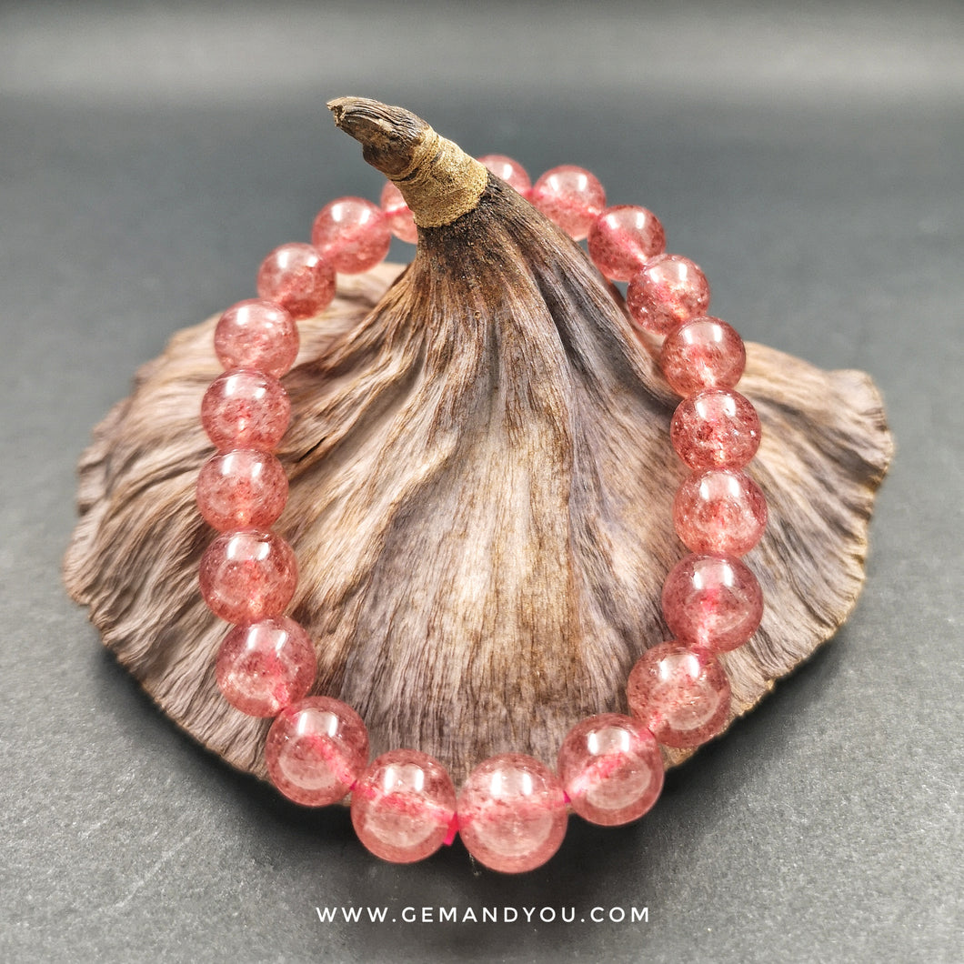 Strawberry Quartz Bracelet 9mm