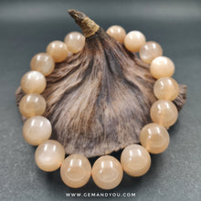 Load image into Gallery viewer, Peach Moon Stone Bracelet 13mm