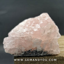 Load image into Gallery viewer, Morganite Raw Specimen 48mm*34mm*34mm