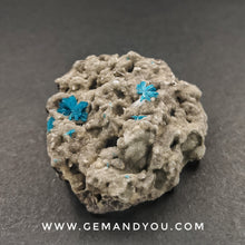 Load image into Gallery viewer, Cavansite/Cavancite Raw Mineral Specimen 55mm*52mm*24mm