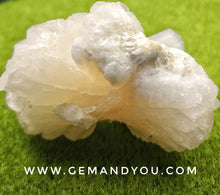 Load image into Gallery viewer, Stilbite Raw Mineral 65mm*48mm*36mm