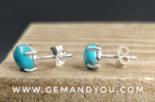 Load image into Gallery viewer, Natural Turqoise Ear Stud 9mm*7mm