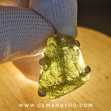 Load image into Gallery viewer, Moldavite Pendant 23mm*24mm*10mm