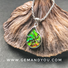 Load image into Gallery viewer, Ammolite Pendant 20mm*16mm*4mm