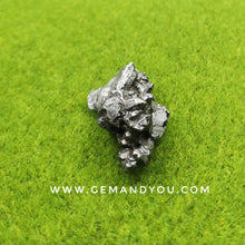 Load image into Gallery viewer, Meteorite Raw 40mm*20mm*16mm (26gram)