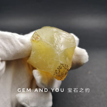 Load image into Gallery viewer, Yellow Opal Raw 60mm*40mm*40mm