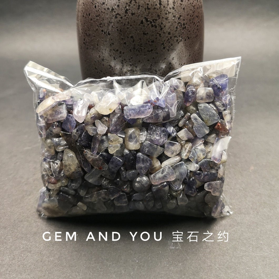 Iolite chips tumbled stone pack(200grams)