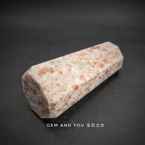 Sun Stone Polished Point 107mm*40mm