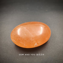 Load image into Gallery viewer, Peach Selenite Oval Healing Stone 65mm*46mm*27mm
