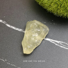 Load image into Gallery viewer, Libyan Gold Tektite 35mm*25mm*20mm